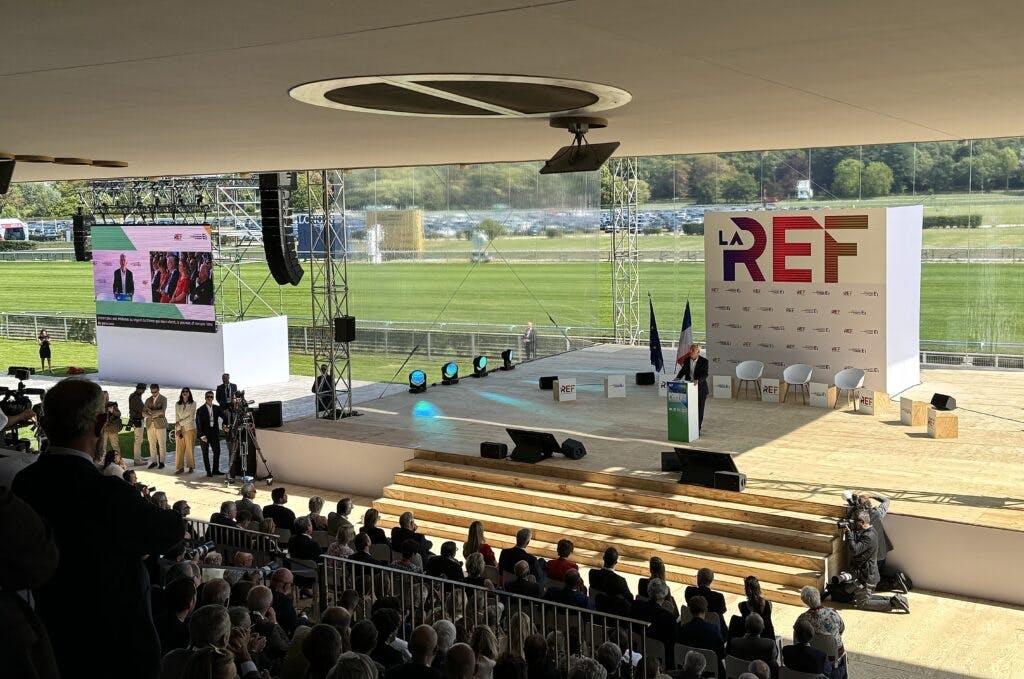 Patrick Martin, président de MEDEF, a rassemblé plus de 10 000 dirigeants à l’hippodrome Paris Longchamp